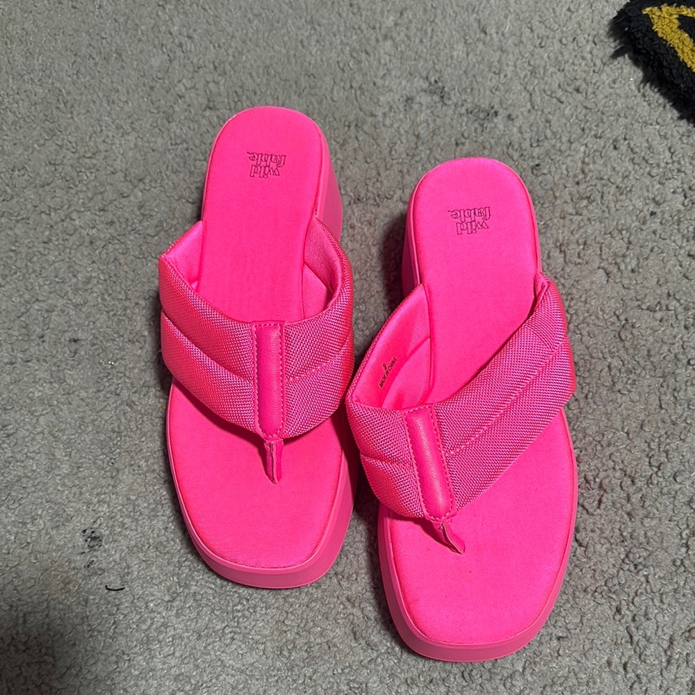 Vibrant Pink Women's Sandals
